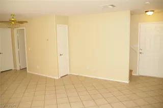 Photo #6: 2221421 Listing 