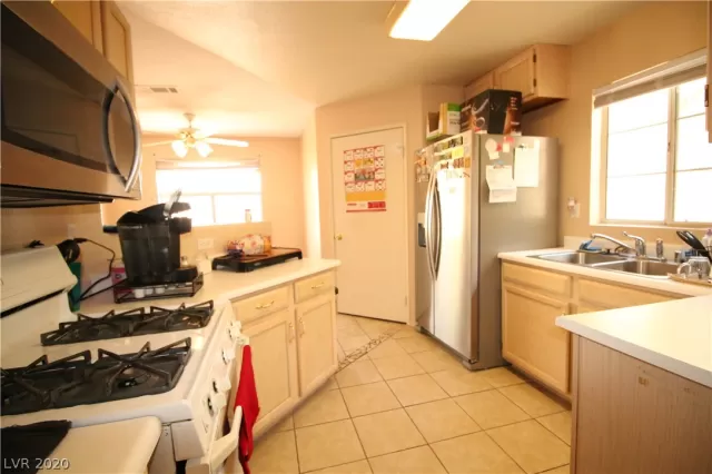 MLS: 2221433 Condo For Sale