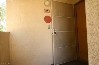 Photo #2: 2221433 Listing