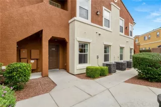 Photo #5: 2221436 Listing 