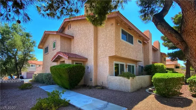 MLS: 2221542 Condo For Sale