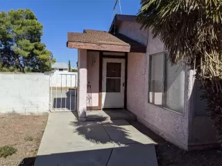 Photo #1: 2221549 Listing