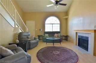 Photo #5: 2221628 Listing