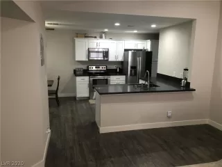 Photo #5: 2221673 Listing 