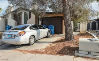 Photo #3: 2221725 Listing