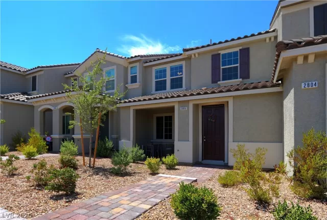 MLS: 2221733 Condo For Sale