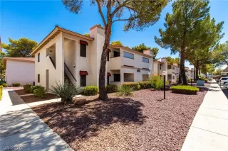 Photo #1: 2221746 Listing 