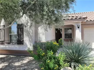 Photo #1: 2221791 Listing