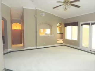 Photo #2: 2221799 Listing 