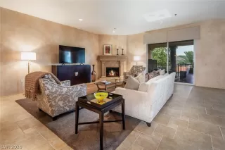 Photo #6: 2221805 Listing 