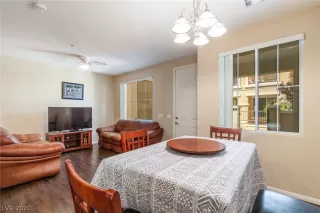 Photo #5: 2221830 Listing 