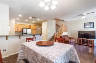 Photo #6: 2221830 Listing 