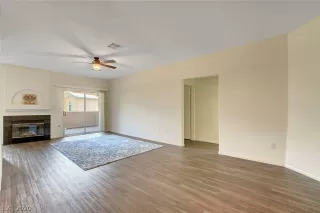 Photo #3: 2221833 Listing 