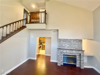 Photo #6: 2221863 Listing 