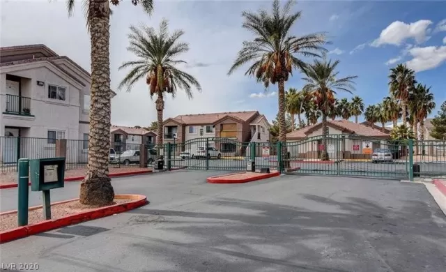 MLS: 2221933 Condo For Sale