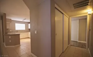 Photo #4: 2221933 Listing 