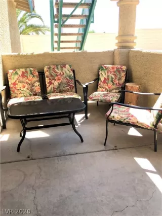 Photo #5: 2221975 Listing