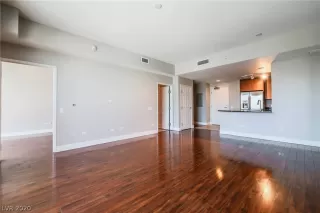 Photo #4: 2222008 Listing 