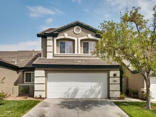 Photo #4: 2222123 Listing