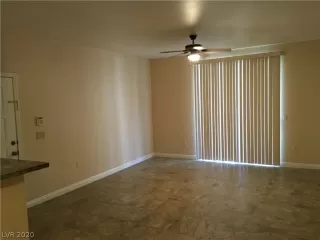 Photo #3: 2222140 Listing