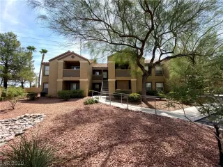 Photo #4: 2222151 Listing