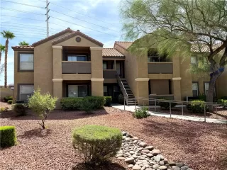 Photo #5: 2222151 Listing