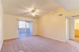 Photo #4: 2222156 Listing