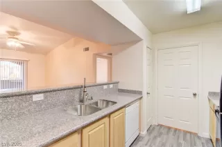 Photo #5: 2222156 Listing