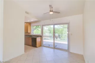 Photo #3: 2222185 Listing