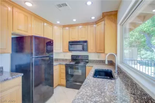 Photo #4: 2222185 Listing