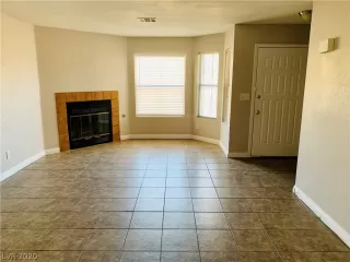 Photo #3: 2222222 Listing