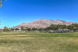 Photo #2: 2222226 Listing