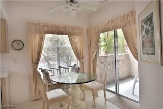 Photo #2: 2222242 Listing