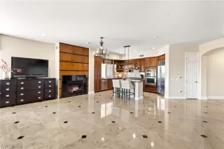 Photo #2: 2222246 Listing