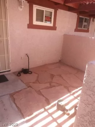 Photo #2: 2222347 Listing