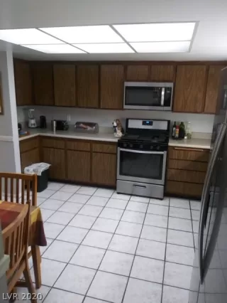 Photo #4: 2222347 Listing