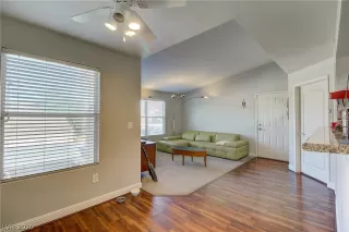 Photo #5: 2222362 Listing