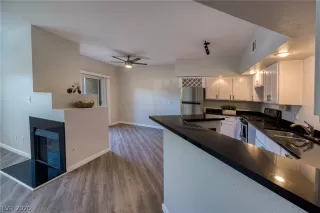 Photo #3: 2222366 Listing