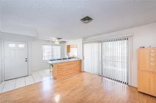 Photo #2: 2222369 Listing