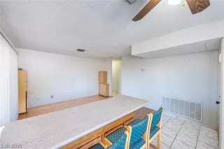 Photo #4: 2222369 Listing