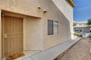 Photo #3: 2222379 Listing