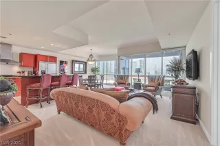 Photo #3: 2222412 Listing