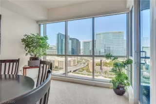 Photo #6: 2222412 Listing