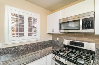 Photo #2: 2222421 Listing 