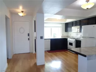 Photo #3: 2222489 Listing 
