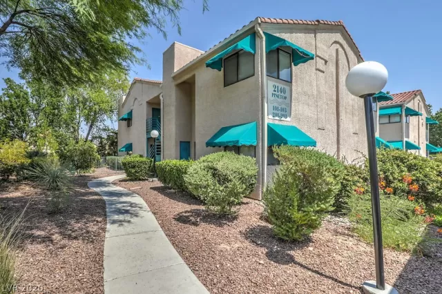 MLS: 2222500 Condo For Sale