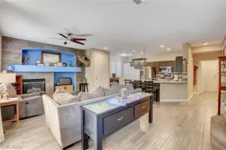 Photo #3: 2222528 Listing