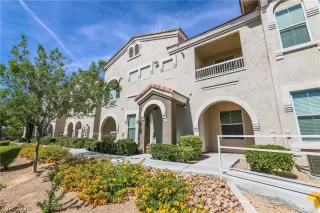 Photo #1: 2222534 Listing 