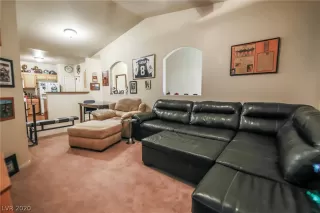 Photo #5: 2222534 Listing 