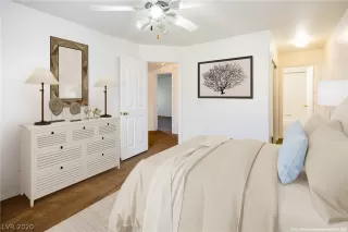 Photo #3: 2222586 Listing